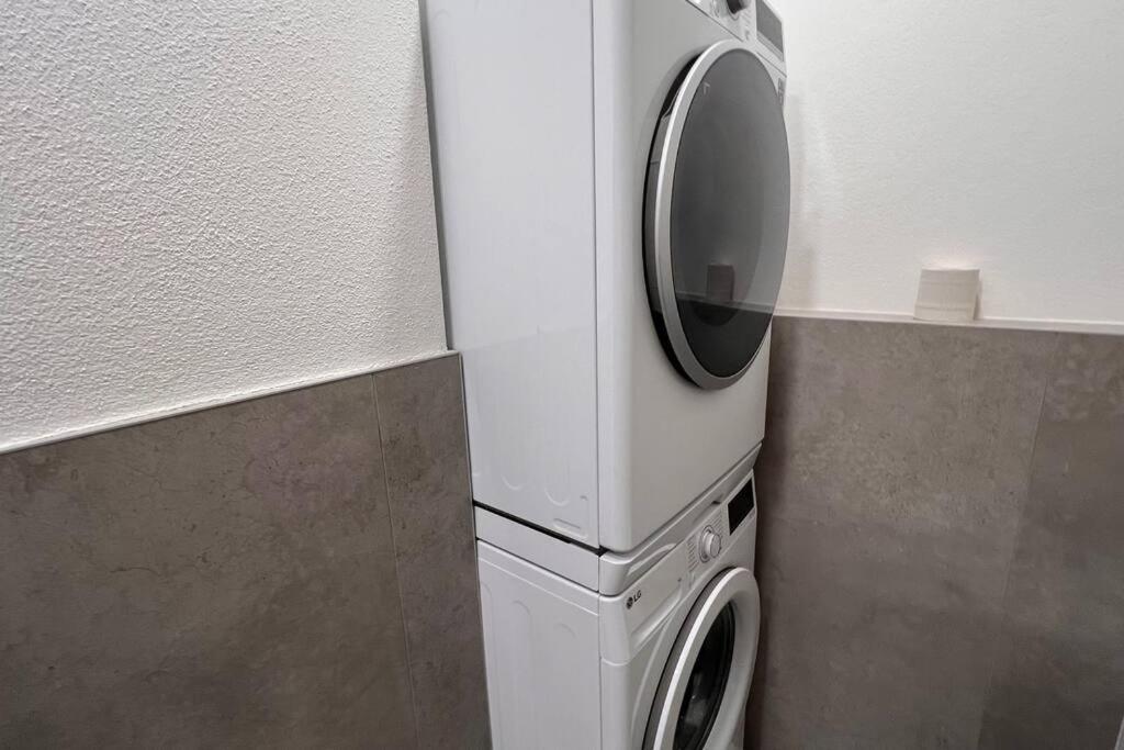 ברטיסלאבה 2 Room Apartment, New Building, Bosakova Street, 28 מראה חיצוני תמונה
